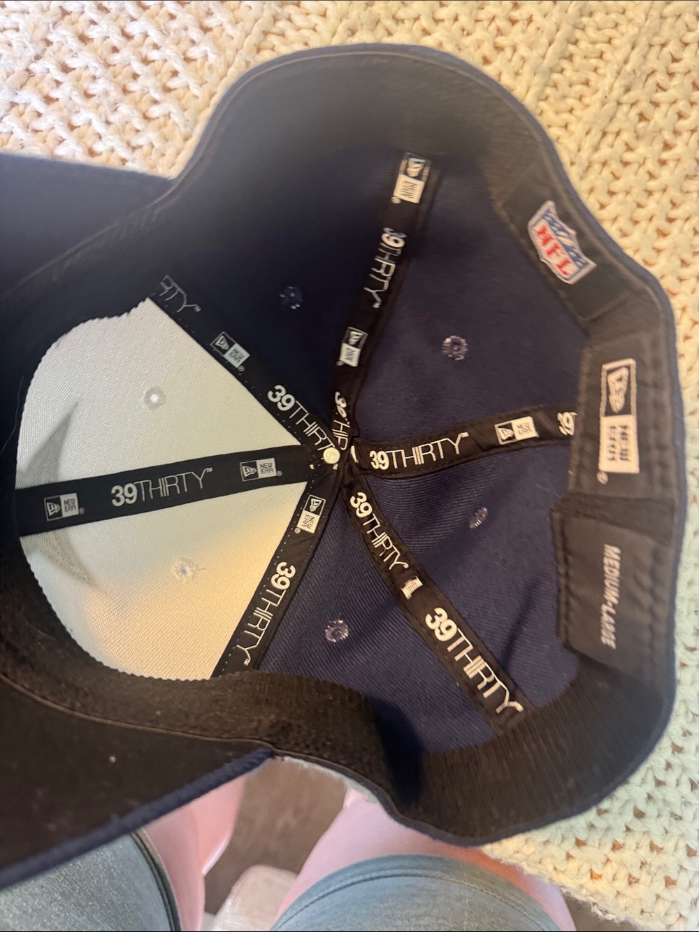 NFL Dallas Cowboys Hat with Black Star Embroidery Unisex - Picture 9 of 10